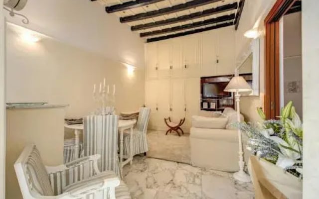 Holiday-in Trevi