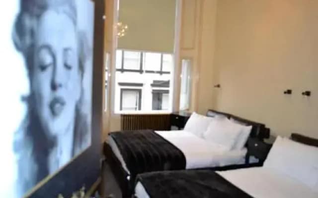Signature Living Bold Street
