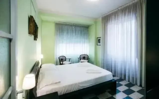 Piazza Bologna Halldis Apartments