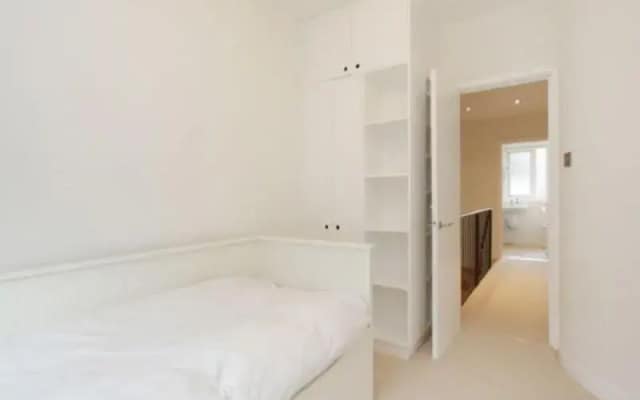 Veeve Three Bedroom House Marylebone