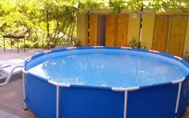 Guesthouse Yuzhny Veterok