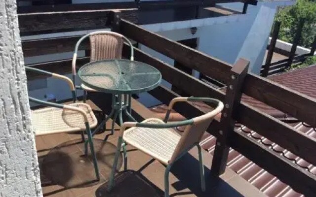 Uyut Guest House