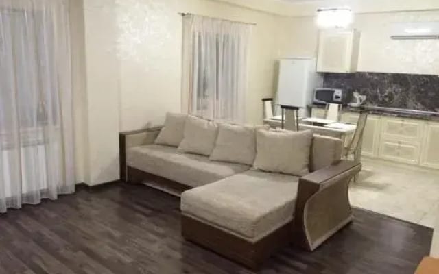 Apartment Turgeneva 236/1