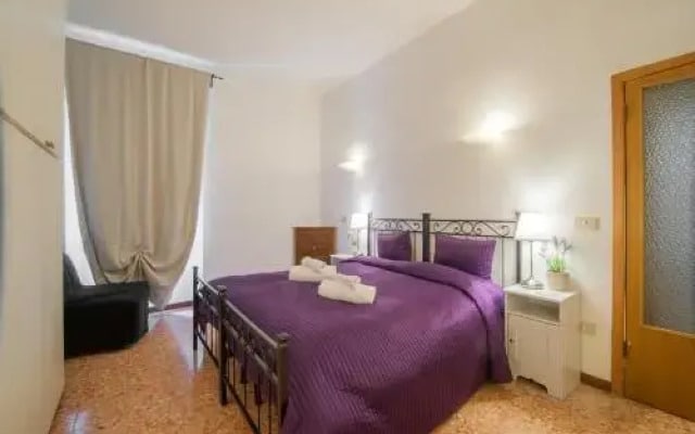 Ca' Violet Apartment