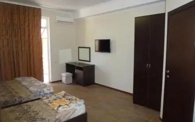 Ksenia Guest House