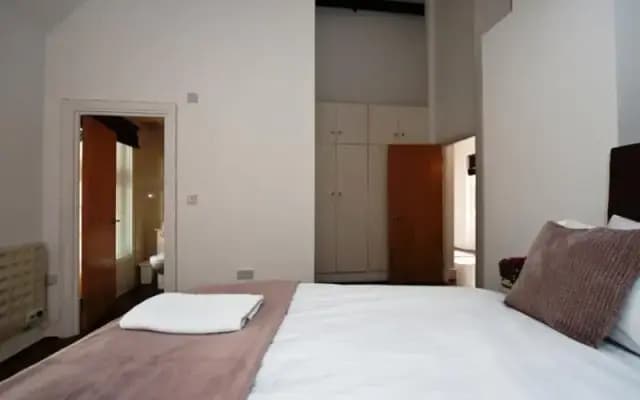 Veeve 2 Bed Penthouse Opposite Harrods Knightsbridge Green