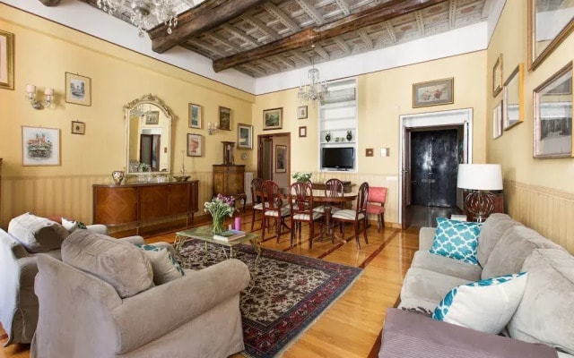 Villa Croce 3000
