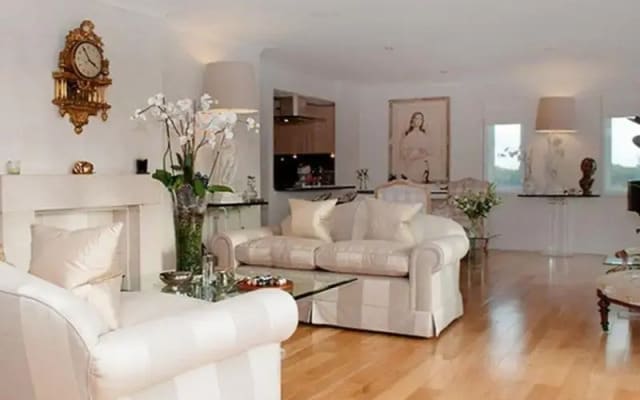 Veeve Penthouse Putney Bridge with River Views