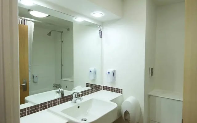 Premier Inn Godalming
