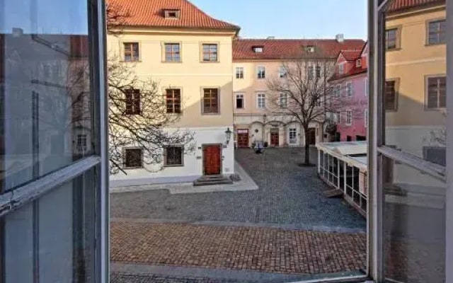Tyn Courtyard
