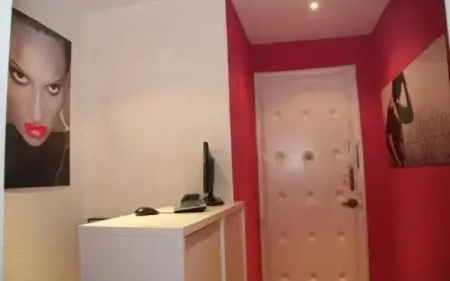 Room Pride Hostal