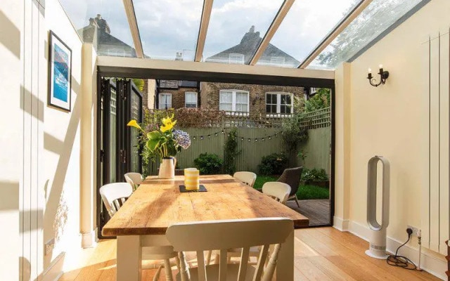Veeve 2 Bed Maisonette Shandon Road Clapham