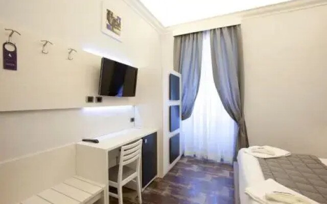 Dem Guesthouse F Turati