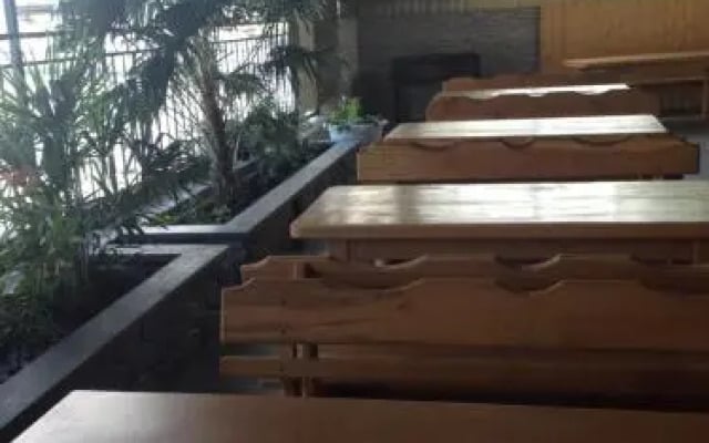 Yuzhny Dvorik Guest House