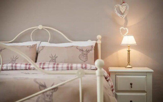 Thistledown House B&B