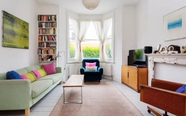 Veeve 4 Bed House On Ronalds Road Highbury and Islington