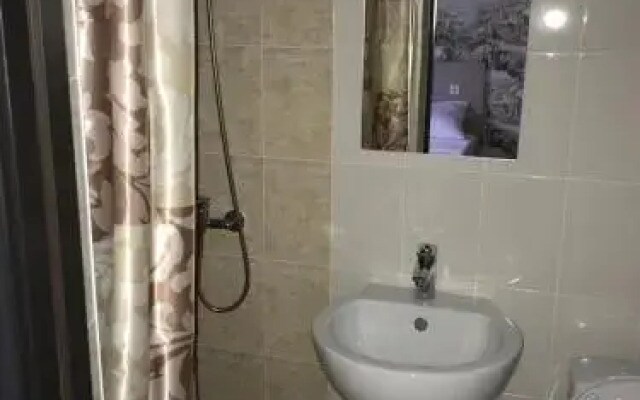 Guest House on Aleksandriyskiy
