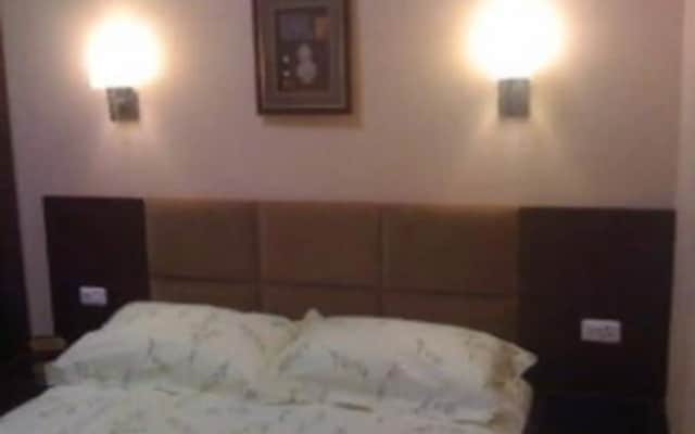 Roma Luna Hotel