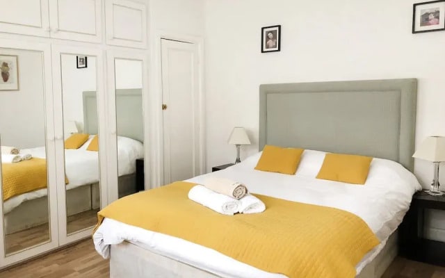 Marble Arch Apartment
