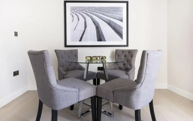 Posh 2BR Westminster Suites by Sonder
