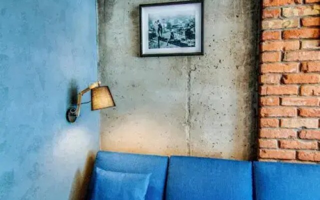 Loft Apart by C&C