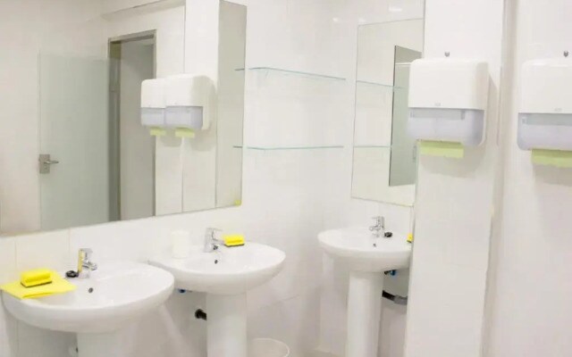 Apartamentos Funway Hostel