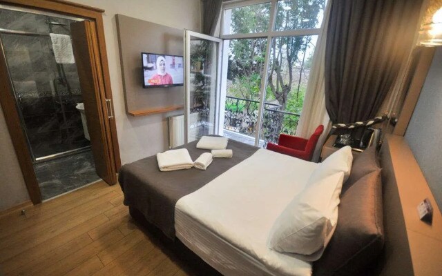 Blue Inn Hotel