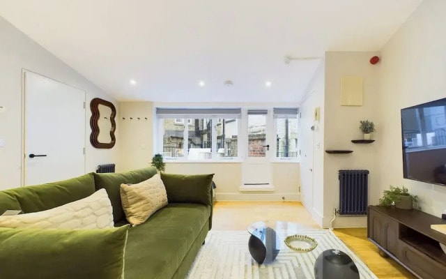 Be London - Piccadilly Circus Residences