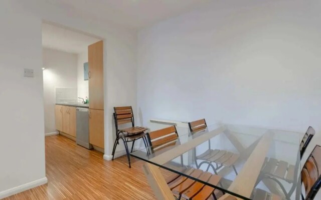 59 Chicksand Apartment