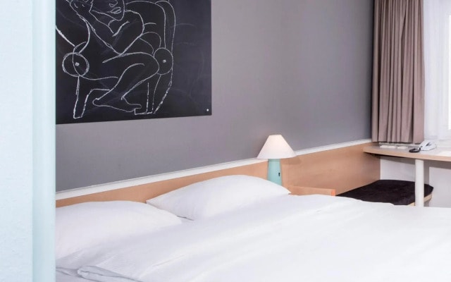 Отель Ibis Berlin City Nord