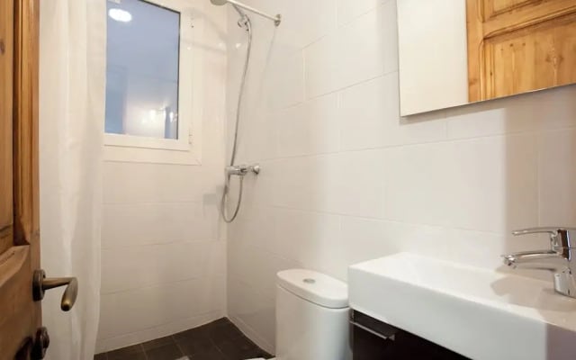 2-bedroom Apartment for Families