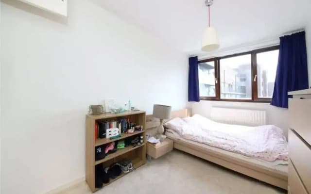 3 Bedroom Hoxton Flat Close to Bustling Shoreditch