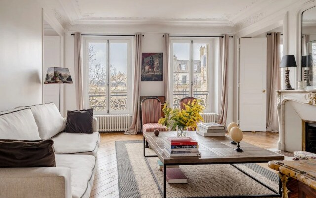 Paris Arc de Triomphe Residence