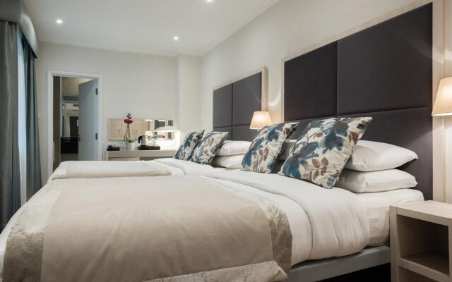 Blandford Hotel