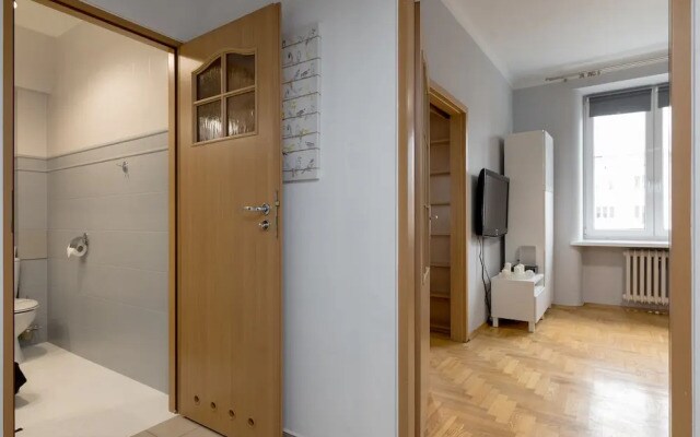 Grojecka Stara Ochota Apartment