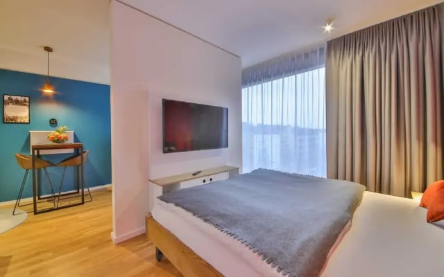 Aeronaut Serviced Apartments powered by Pearl1