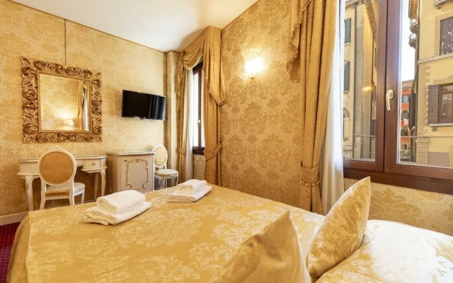Ca di Malta Room 3 by Wonderful Italy