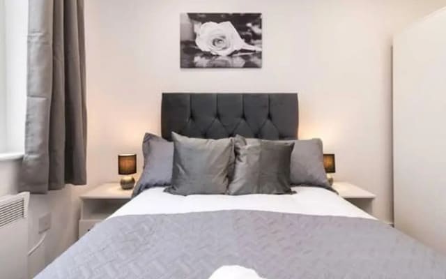 Sublime Stays Webberley Studio 9B Double Bed