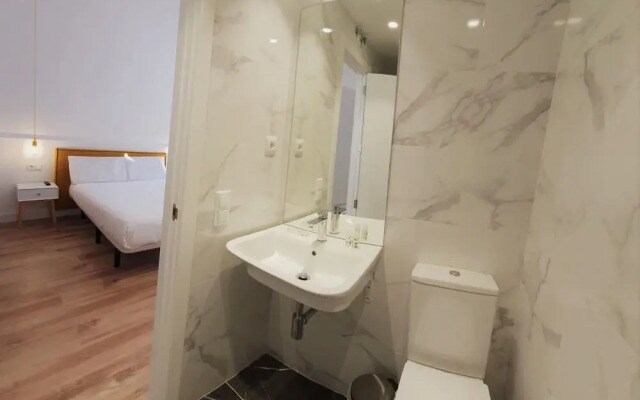 Hostal Manuela by gaiarooms