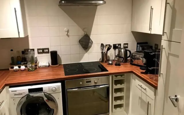 Cheerful 1 Bedroom Apartment in Camden