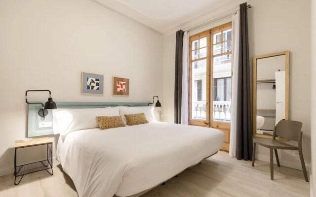 Aspasios Gracia Apartments