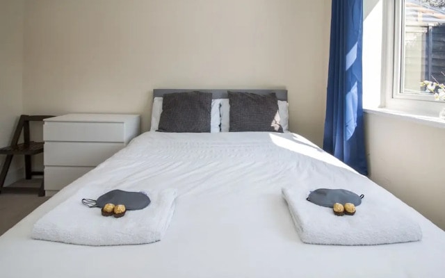 Elegant Rooms in a Quiet Location
