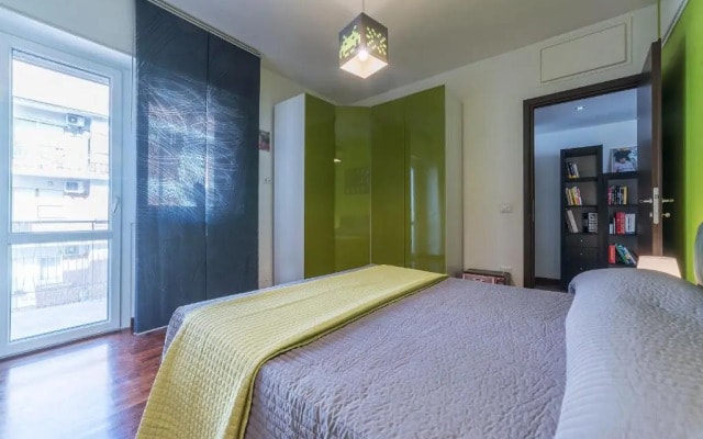 Pigneto & Malatesta Subway Flat