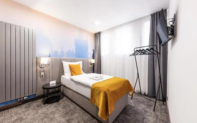 Hotel Amarilis 3*