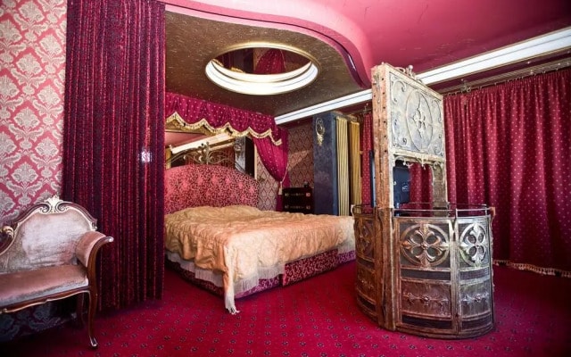 Kvart-Hotel (Кварт-Отель) на улице Новый Арбат 10