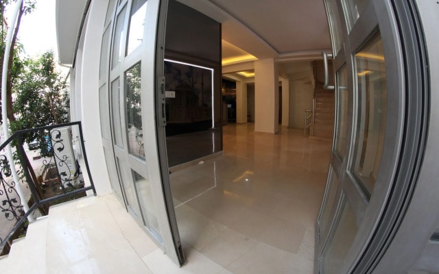 Elite Dumanlar, Istanbul
