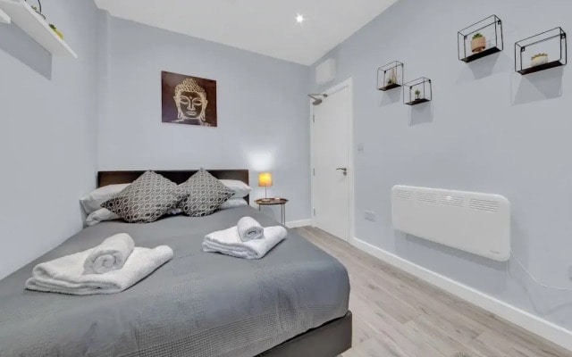 Serviced Ensuite Room In West Drayton London UB7