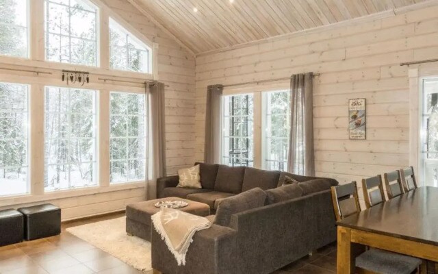 Holiday Home Atrin suvanto b