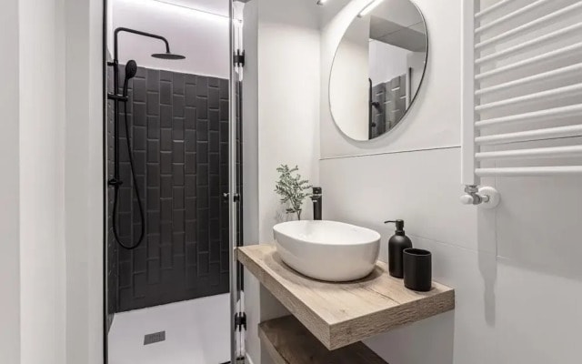 Baquo - 4 Bedrooms in Malasa a