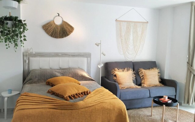 2021 Doña Carlota Luxury Studio With Pool And Gardens